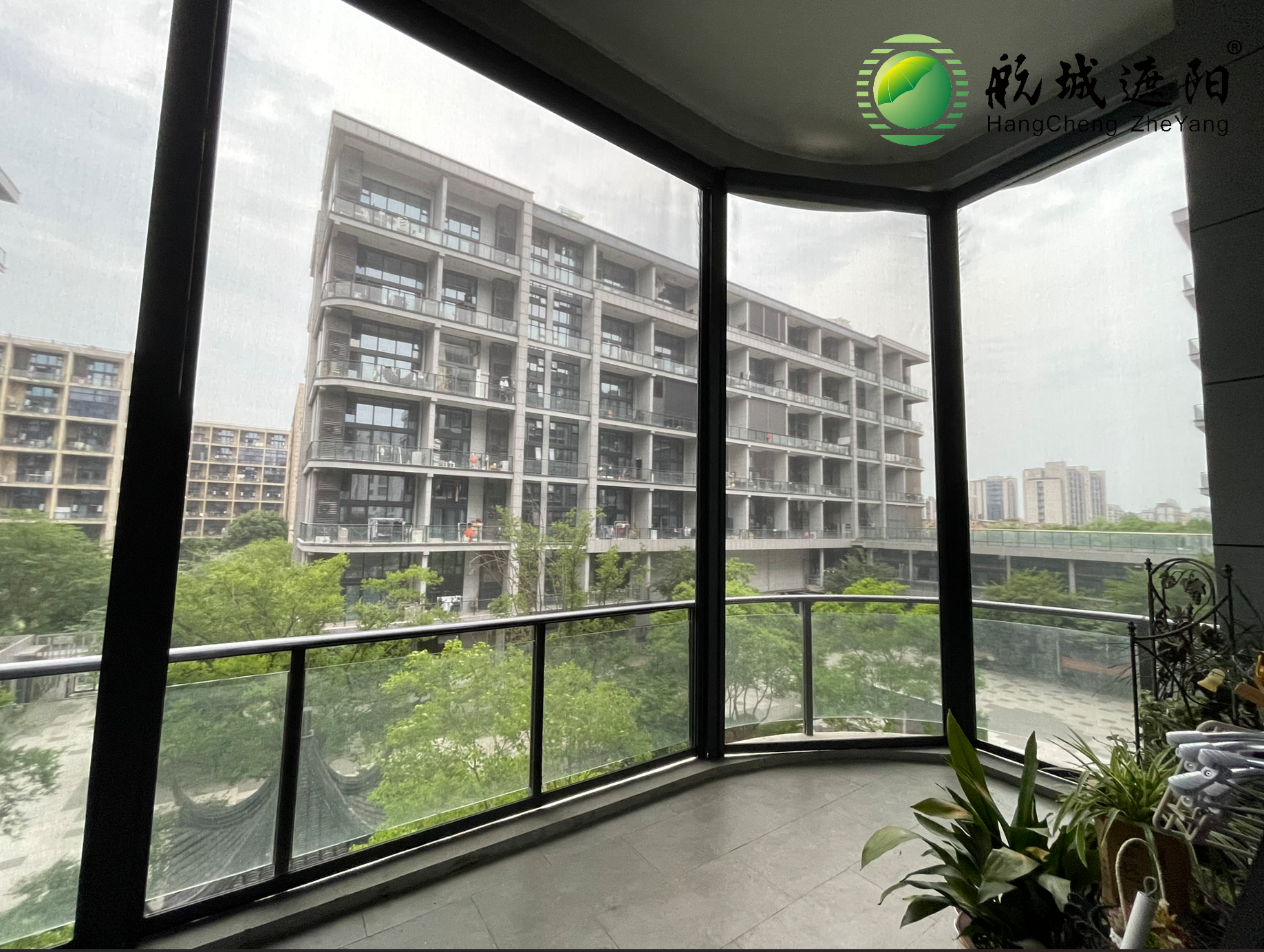 杭州中南未來里防風(fēng)卷簾案例