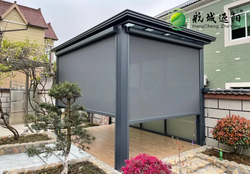 航城遮陽防風(fēng)卷簾戶外涼亭案例圖